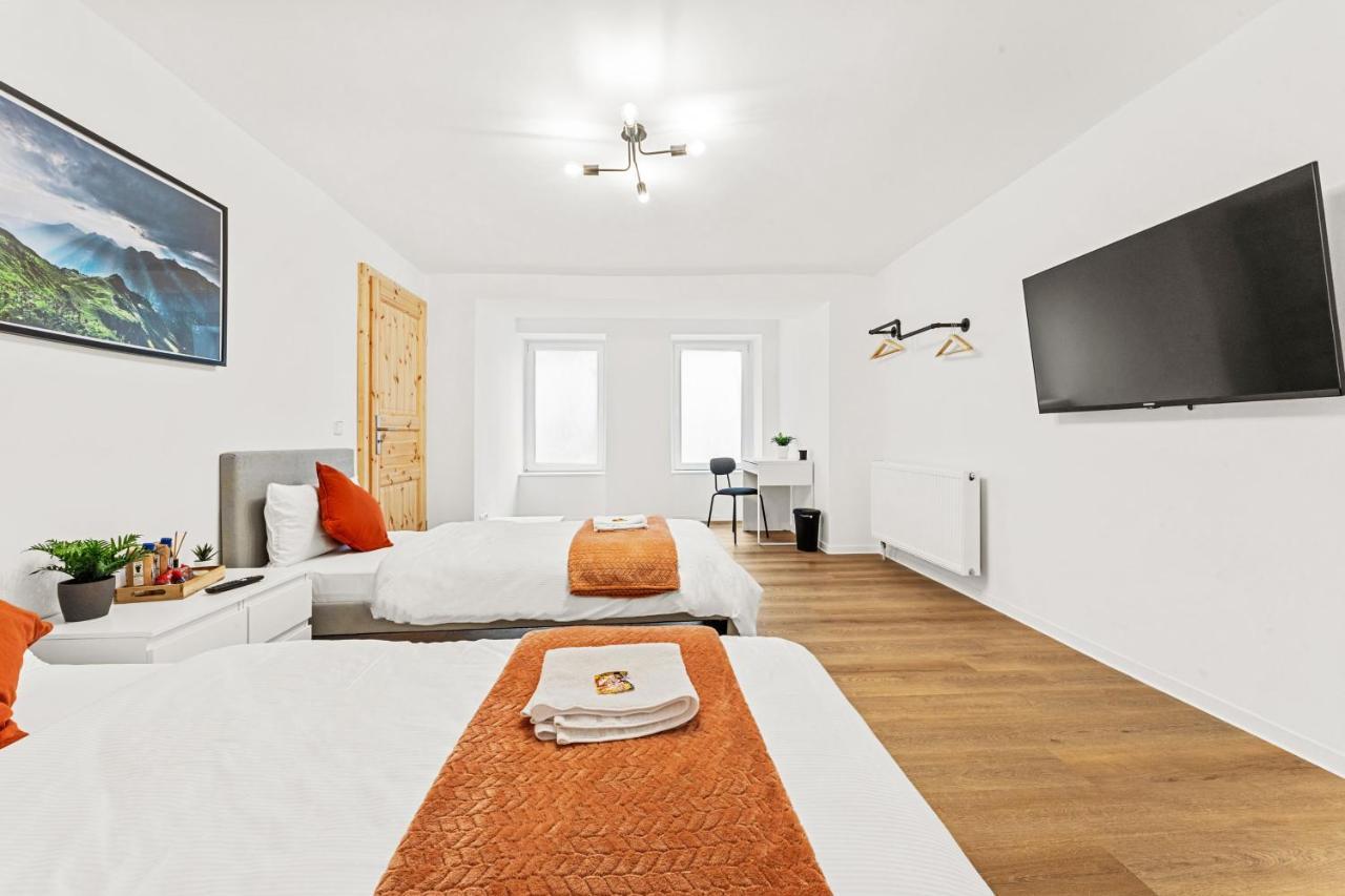 2 Zimmer Apartments, 4 Betten, Vollmoebliert,Zentrale Lage Am S-Bahnhof Berlin Eksteriør bilde